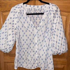 Sonoma White and Blue Patterned Blouse
